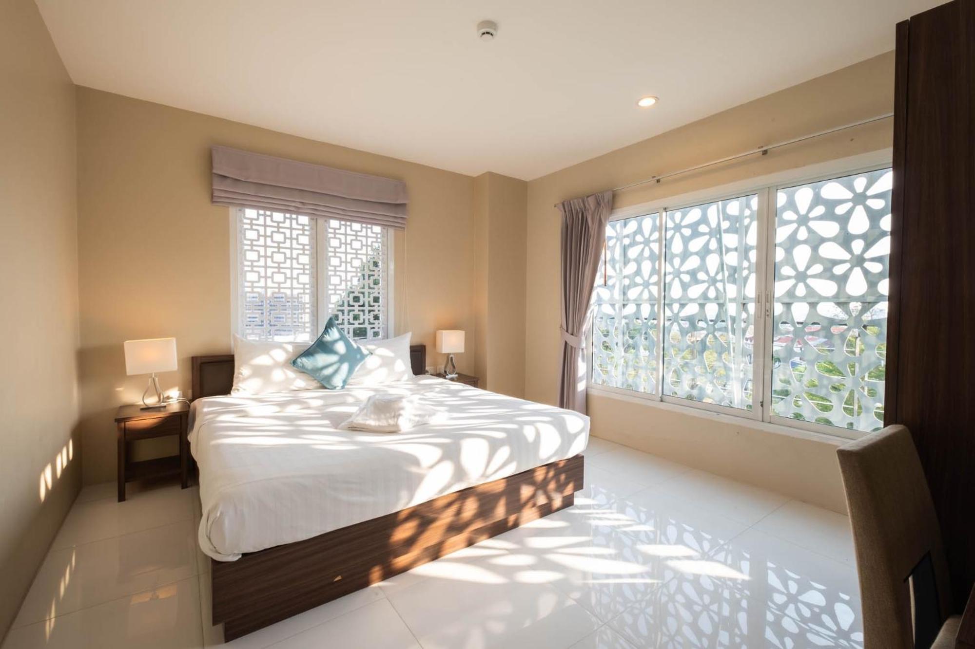 Khao Rang Place Phuket Ngoại thất bức ảnh