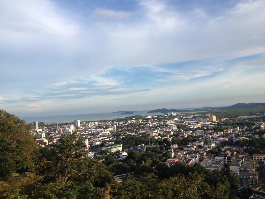 Khao Rang Place Phuket Ngoại thất bức ảnh