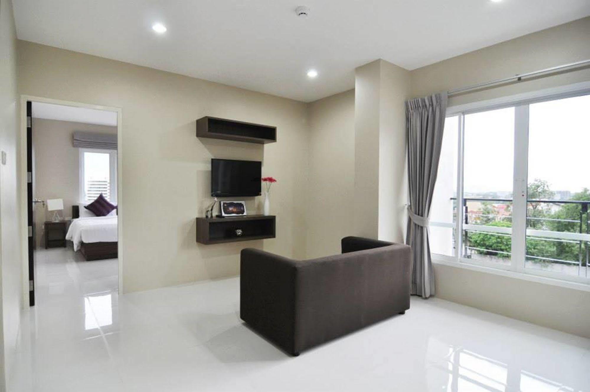 Khao Rang Place Phuket Ngoại thất bức ảnh