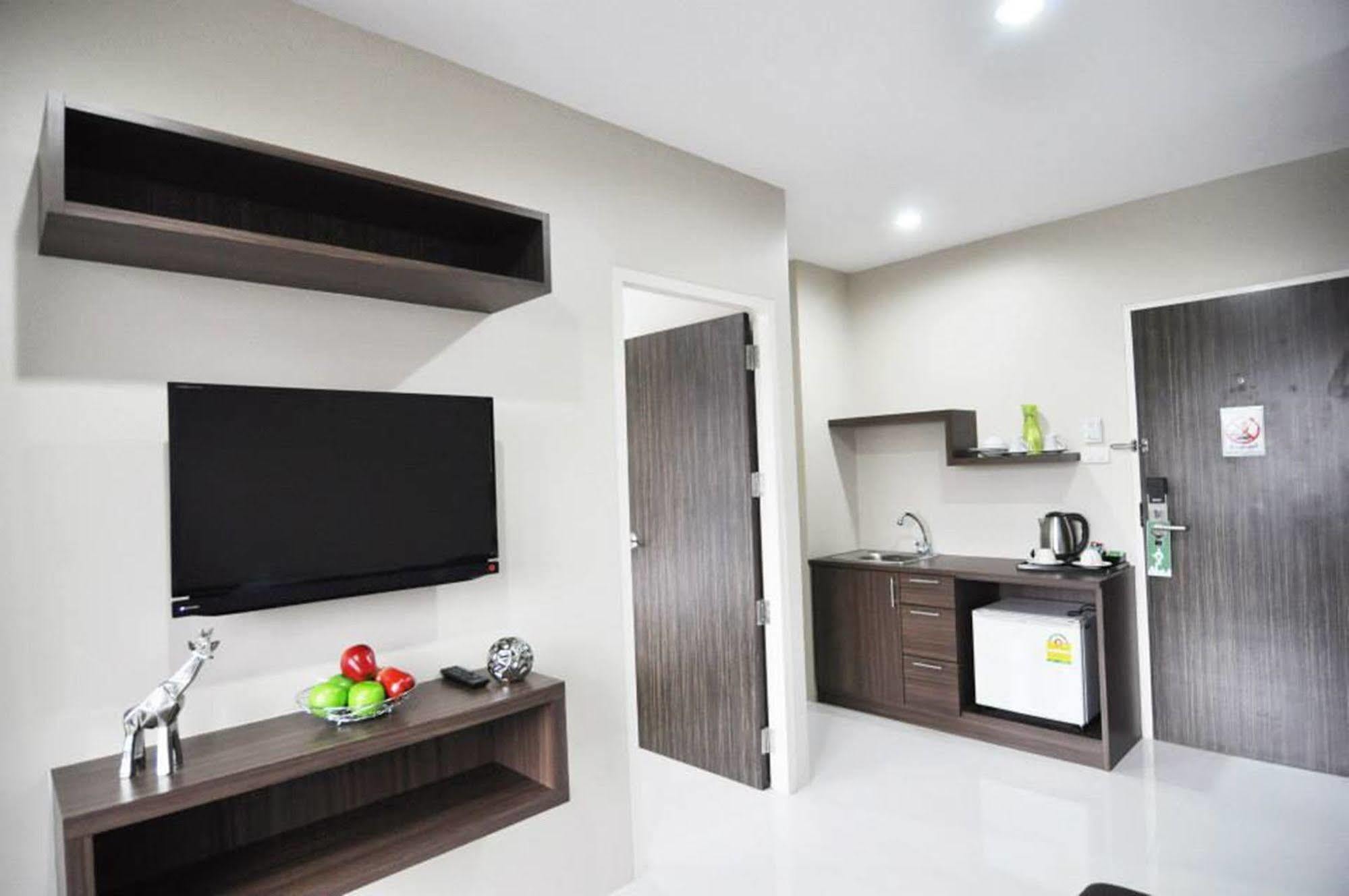 Khao Rang Place Phuket Ngoại thất bức ảnh