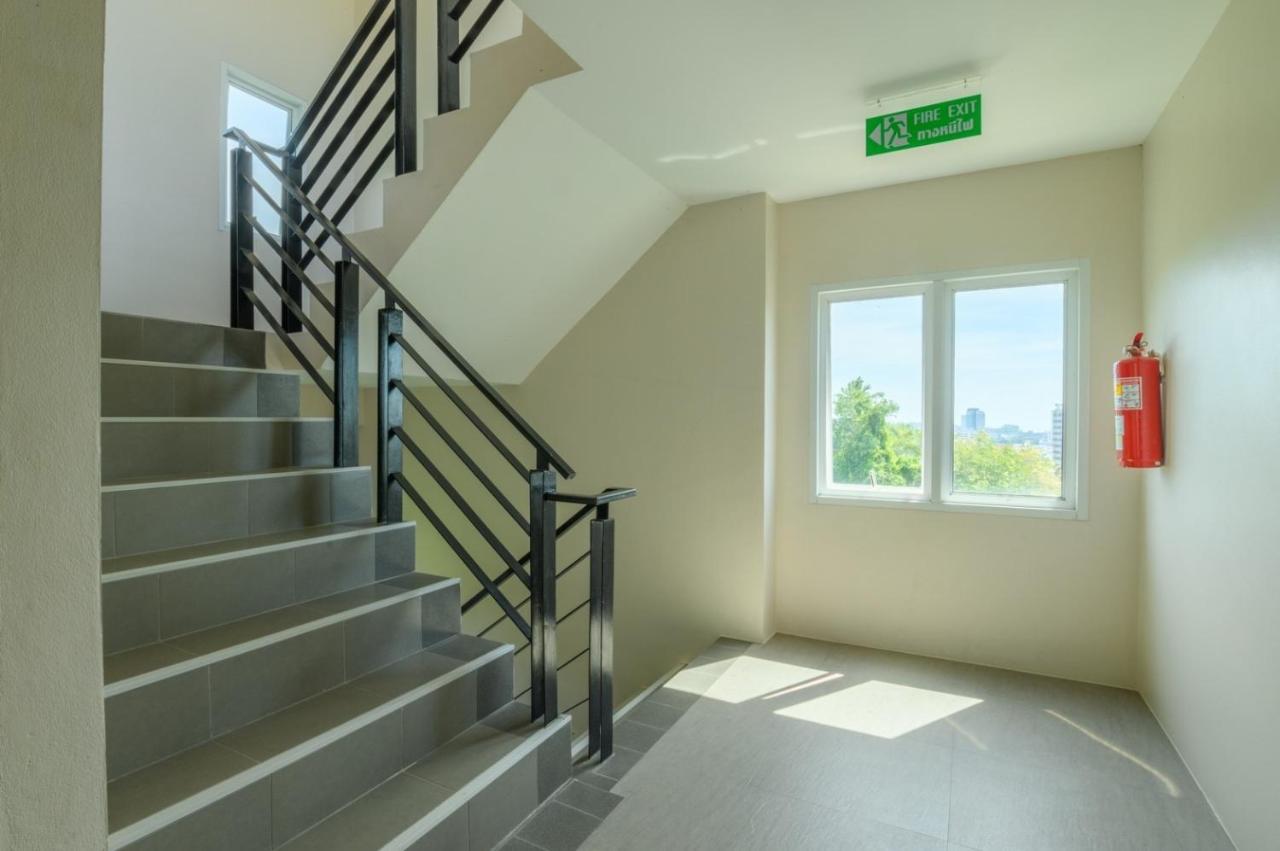 Khao Rang Place Phuket Ngoại thất bức ảnh